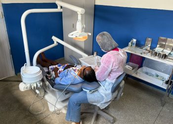 Saúde promove capacitação para cirurgiões-dentistas da rede municipal em Feira de Santana