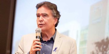 Ex-ministro da Saúde defende foco na prevenção e reestruturação do SUS no combate ao câncer