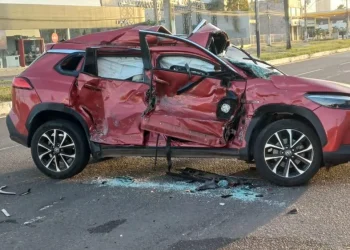 Empresário morre em grave colisão entre carro e ônibus em Feira de Santana