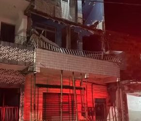 Desabamento de varanda em Salvador deixa três mortos, entre eles o padre Carlos Augusto