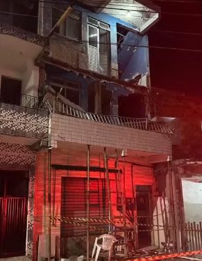 Desabamento de varanda em Salvador deixa três mortos, entre eles o padre Carlos Augusto