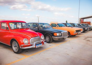 Centro de Convenções recebe o 13º Encontro de Veículos Antigos da Princesa do Sertão