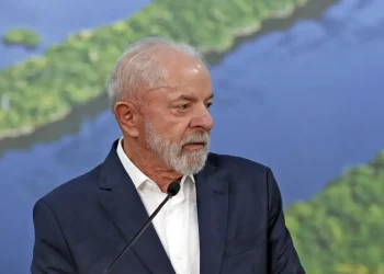 Lula celebra suspensão parcial de tarifa dos EUA e diz esperar “acordo completo” com Trump