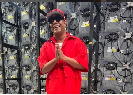 Márcio Victor é internado em Salvador e passa por cateterismo após mal-estar