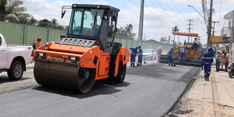 Prefeitura inicia pavimentação das ruas Olney São Paulo e Três Irmãos com investimento de R$ 1,5 milhão