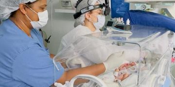 Hospital da Mulher reforça ações no Novembro Roxo e alerta: 1 em cada 10 bebês nasce prematuro