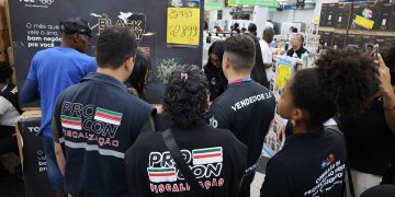 Procon intensifica fiscalização na Black Friday em Feira de Santana e garante ofertas reais no comércio