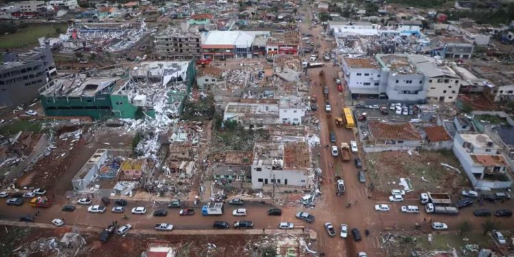 Tornado no Paraná suspende aplicação do Enem em Rio Bonito do Iguaçu