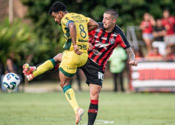 Vitória bate o Mirassol no Barradão, respira fora do Z-4 e volta a depender só de si na reta final