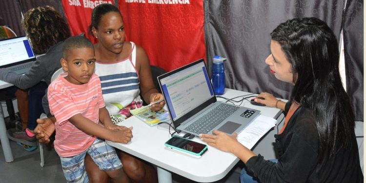 Quase 70 mil beneficiários do Bolsa Família em Feira de Santana não fizeram acompanhamento de saúde