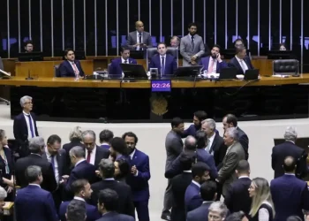 Câmara aprova “Marco Legal de Enfrentamento ao Crime Organizado” após disputa acirrada