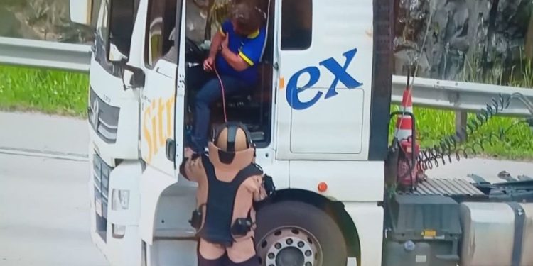Suspeita de bomba em caminhão: Rodoanel é bloqueado em São Paulo
