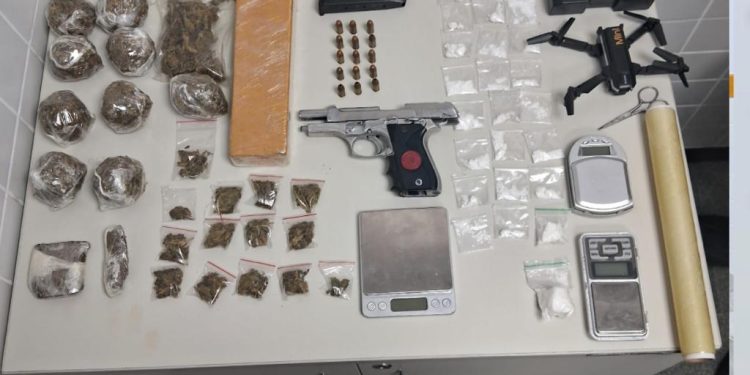 PM apreende arma, drogas e drone durante ação no Conjunto JOMAFA