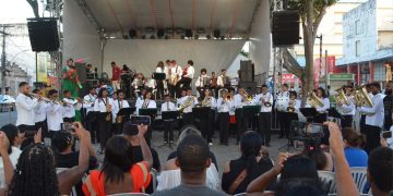 Cantata do Dispensário Santana marca o 6º dia do Natal Encantado em Feira de Santana