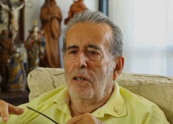 Morre aos 85 anos Carlos Libório, criador do termo “Ba-Vi” e primeiro diretor de jornalismo da TV Bahia