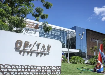 Bolsonaro passa por cirurgia nesta quinta no DF Star