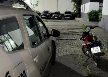 🚔 65ª CIPM registra duas ocorrências e apreende drogas e motocicleta adulterada em Feira de Santana