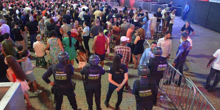 Natal Encantado 2025 reforça segurança para garantir festa tranquila em Feira de Santana