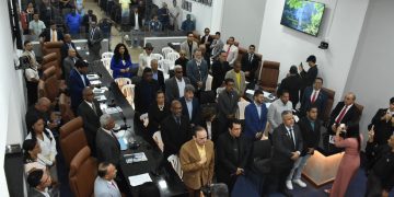 Profissionais da comunicação são homenageados com o Troféu Arnold Silva em Sessão Solene da Câmara