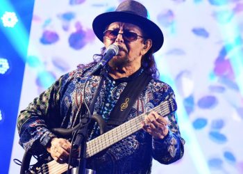 Natal Encantado de Feira de Santana abre com Neojiba e show emocionante de Geraldo Azevedo