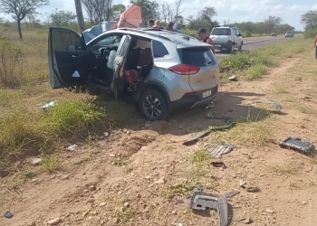 Batida entre carros deixa quatro feridos na BR-116