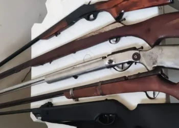 PM retira nove armas das ruas em ofensiva contra o crime no Leste baiano