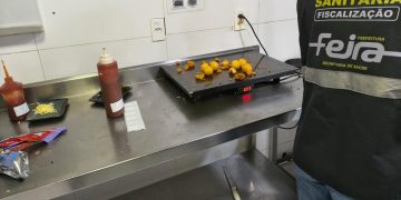 Vigilância Sanitária intensifica fiscalização noturna em bairros de Feira de Santana