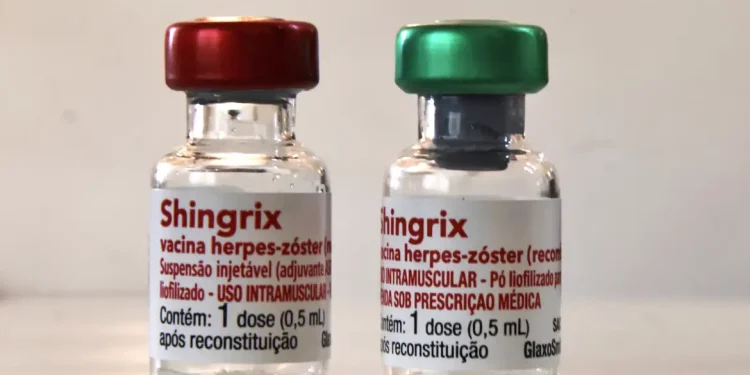 Ministério da Saúde decide não incluir vacina contra herpes-zóster no SUS