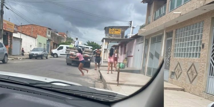 Jovem é baleada após discussão por ciúmes em Feira de Santana